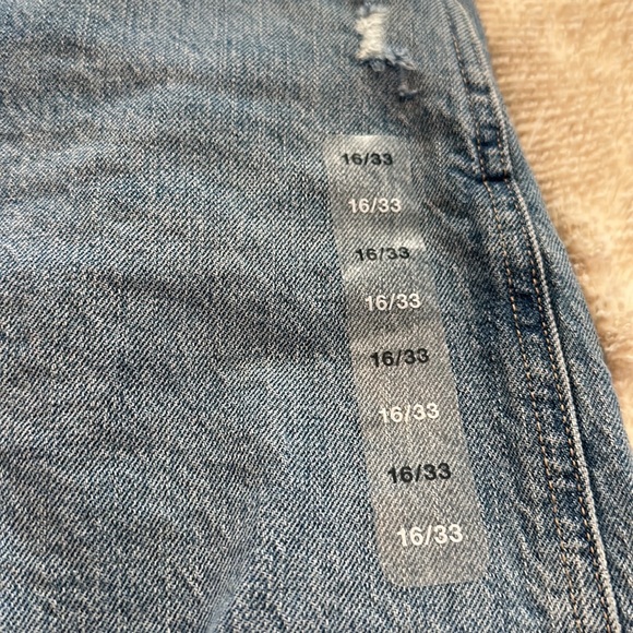 GAP High Rise Cheeky Short, 16/33 - Picture 11 of 11